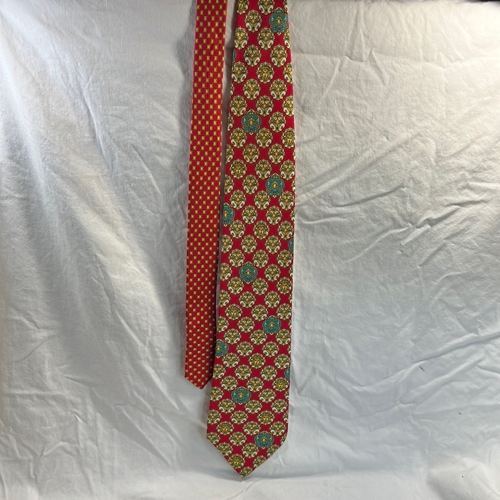 Classic Versace Silk Red Background Medusa Head T… - image 8